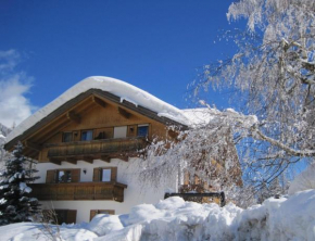 Appartements Haus Bachmann San Candido